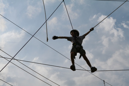 2010-05-22-Pack409-Camp-Champions-191-High-Ropes.JPG