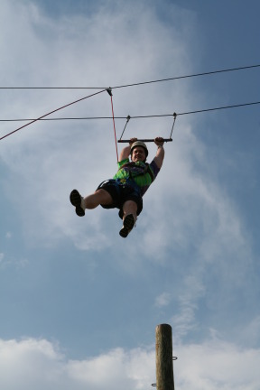 2010-05-22-Pack409-Camp-Champions-221-Trapeze-Jump-Jimmy.JPG