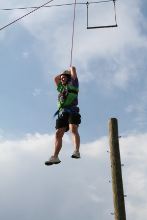 2010-05-22-Pack409-Camp-Champions-229-Trapeze-Jump-Jimmy.JPG