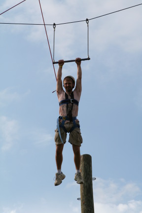 2010-05-22-Pack409-Camp-Champions-247-Trapeze-Jump.JPG