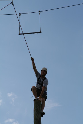 2010-05-22-Pack409-Camp-Champions-262-Trapeze-Jump-Chris.JPG