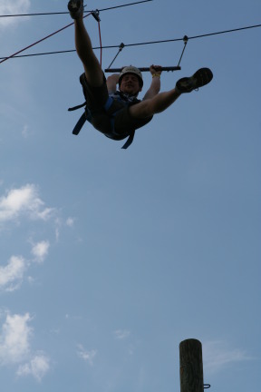 2010-05-22-Pack409-Camp-Champions-271-Trapeze-Jump-Chris.JPG