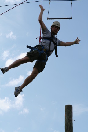 2010-05-22-Pack409-Camp-Champions-276-Trapeze-Jump-Chris.JPG