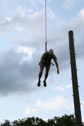 2010-05-22-Pack409-Camp-Champions-350-Matt-Trapeze-Jump.JPG