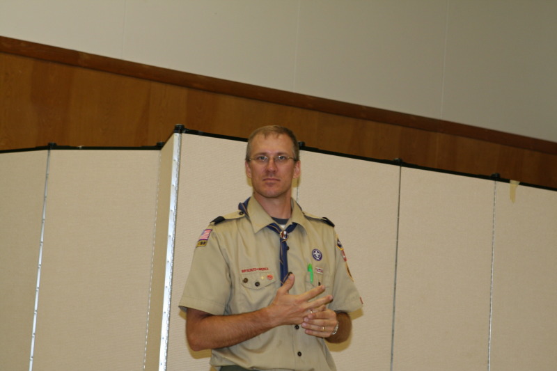 2010/05(May)/Pack409-Crossover/800x600_2010-05-19-Pack409-CrossOver-95-Travis.JPG