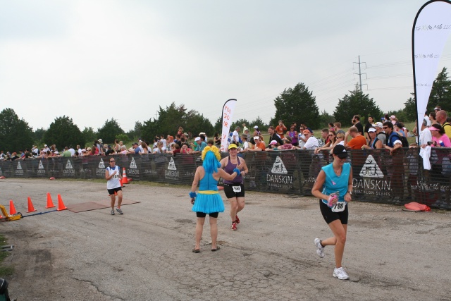 2010/06(June)/Danskin/640x480_2010-06-06-Danskin-Suzi-74.JPG
