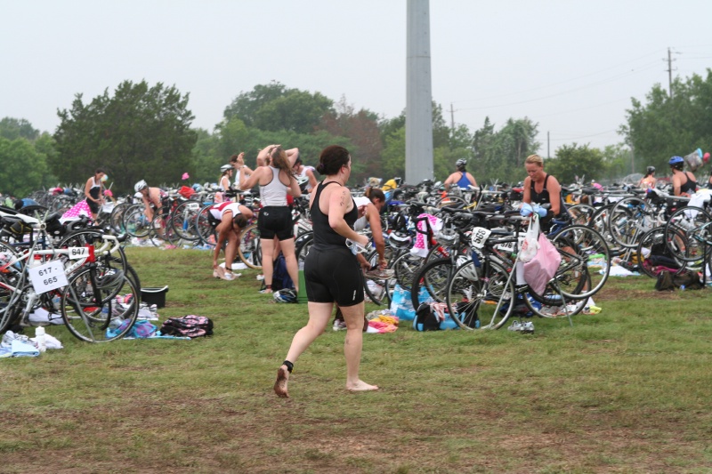 2010/06(June)/Danskin/800x600_2010-06-06-Danskin-Suzi-37.JPG