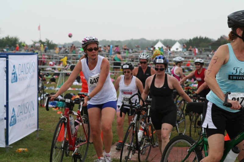 2010/06(June)/Danskin/800x600_2010-06-06-Danskin-Suzi-41.JPG