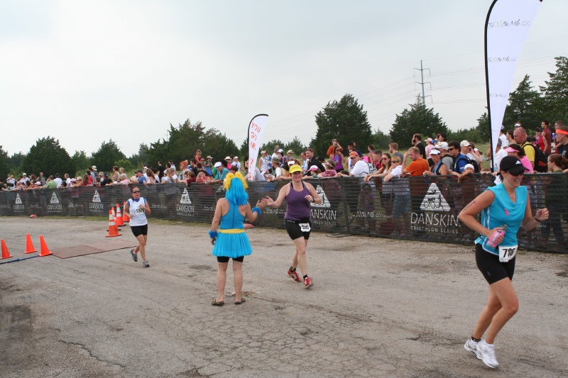 2010/06(June)/Danskin/800x600_2010-06-06-Danskin-Suzi-75.JPG
