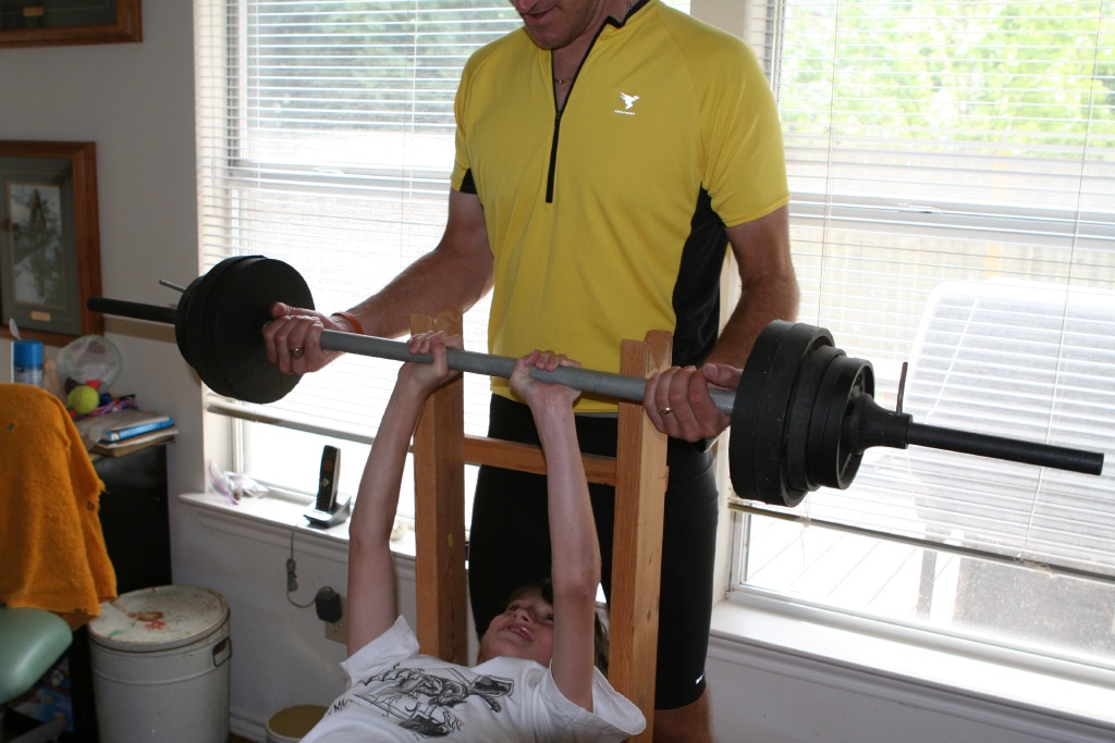 2010/06(June)/Misc/1024x768_2010-06-13-Pre-move-weights-Chance-Travis-4.JPG