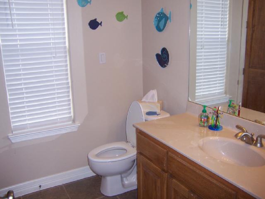 Bathroom1.jpg