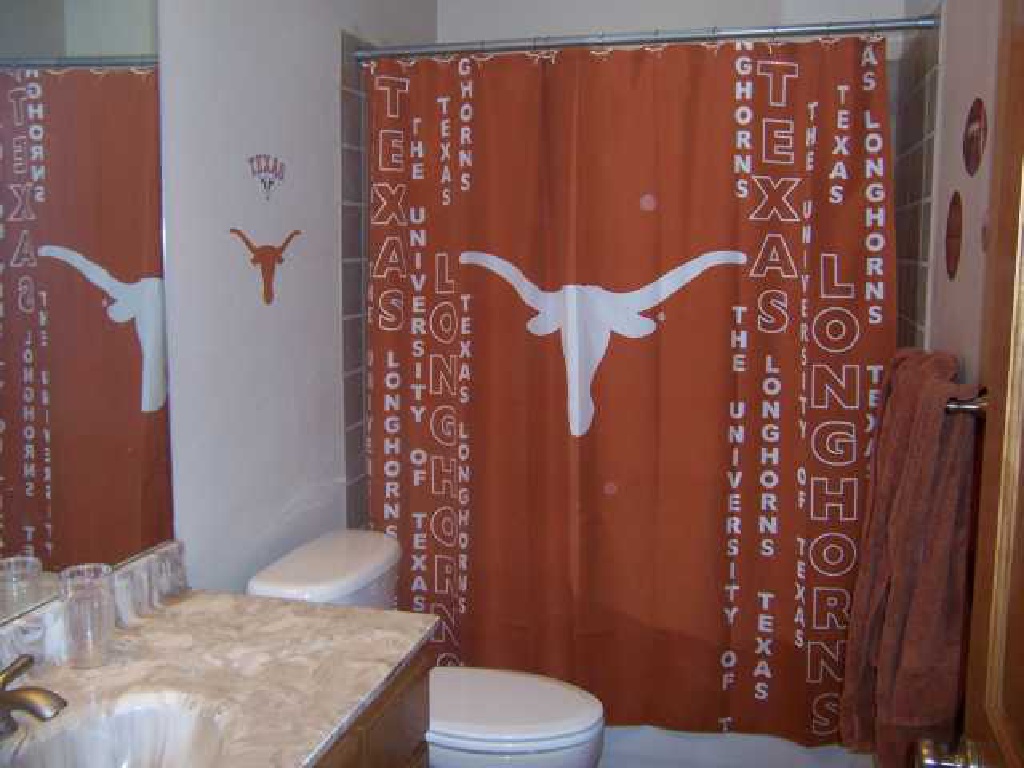 Upstairs-Bathroom.jpg