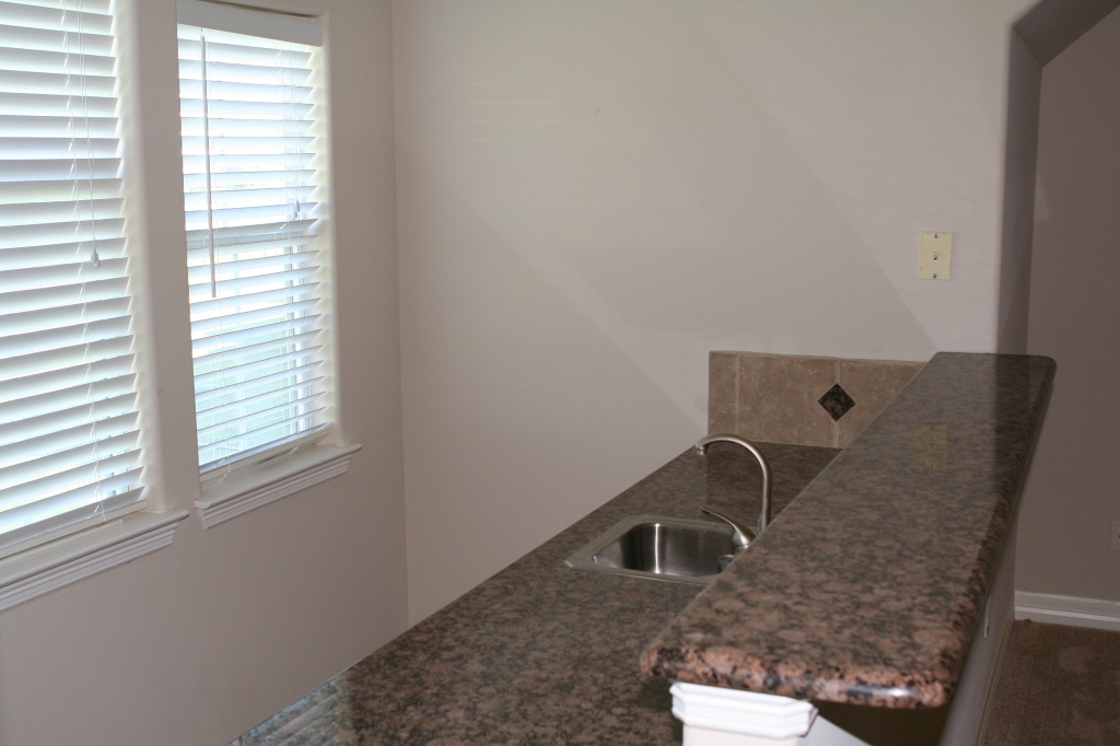 2010/06(June)/New-House/328-New-House/1024x768_2010-06-28-New-House-025.JPG