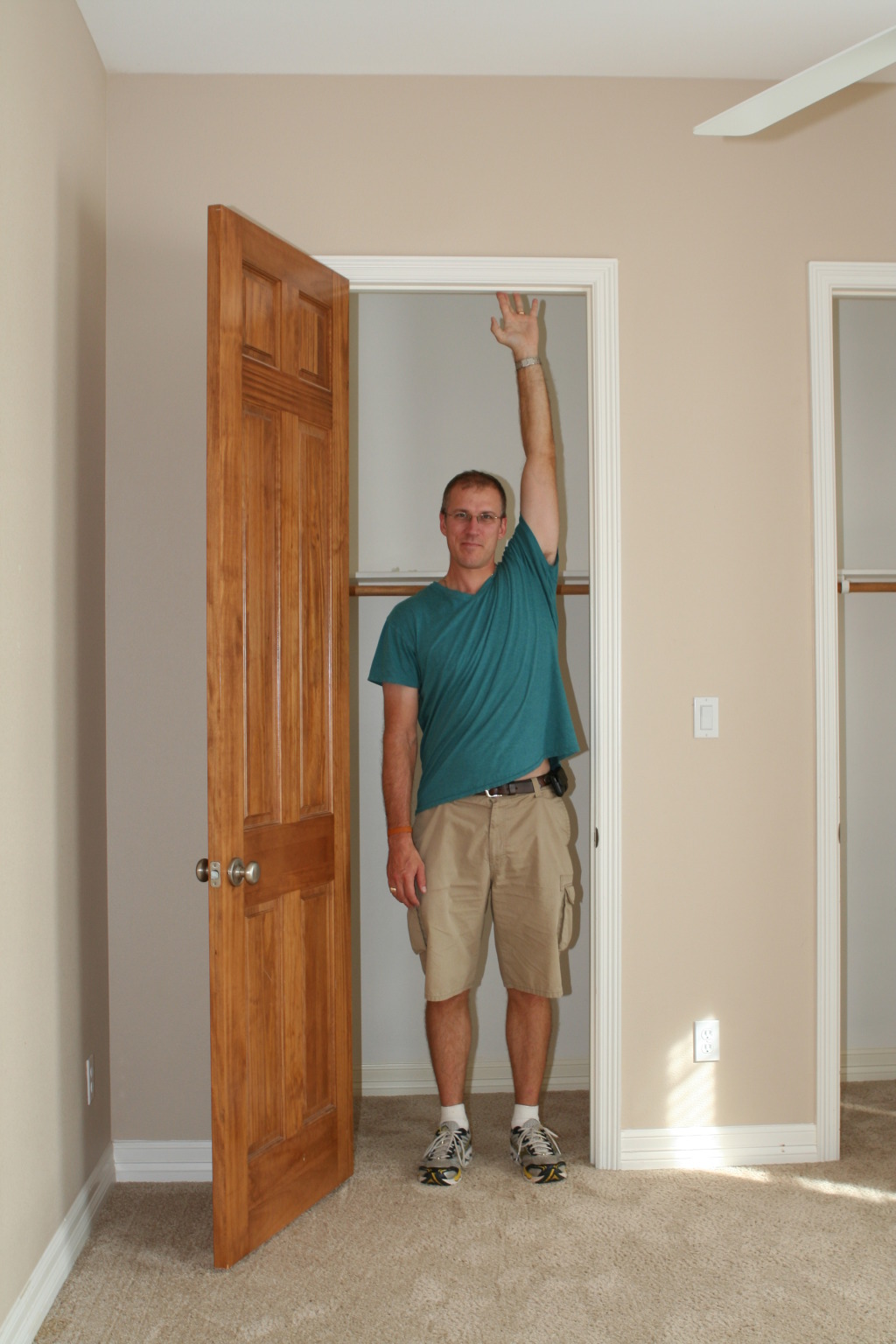 2010/06(June)/New-House/328-New-House/1024x768_2010-06-28-New-House-044-Travis.JPG