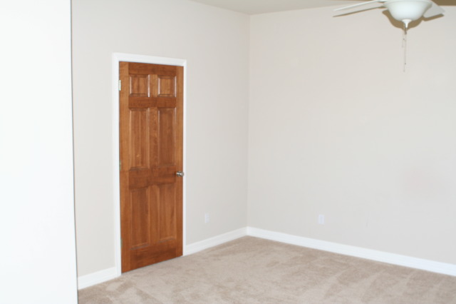 2010/06(June)/New-House/328-New-House/640x480_2010-06-28-New-House-004.JPG