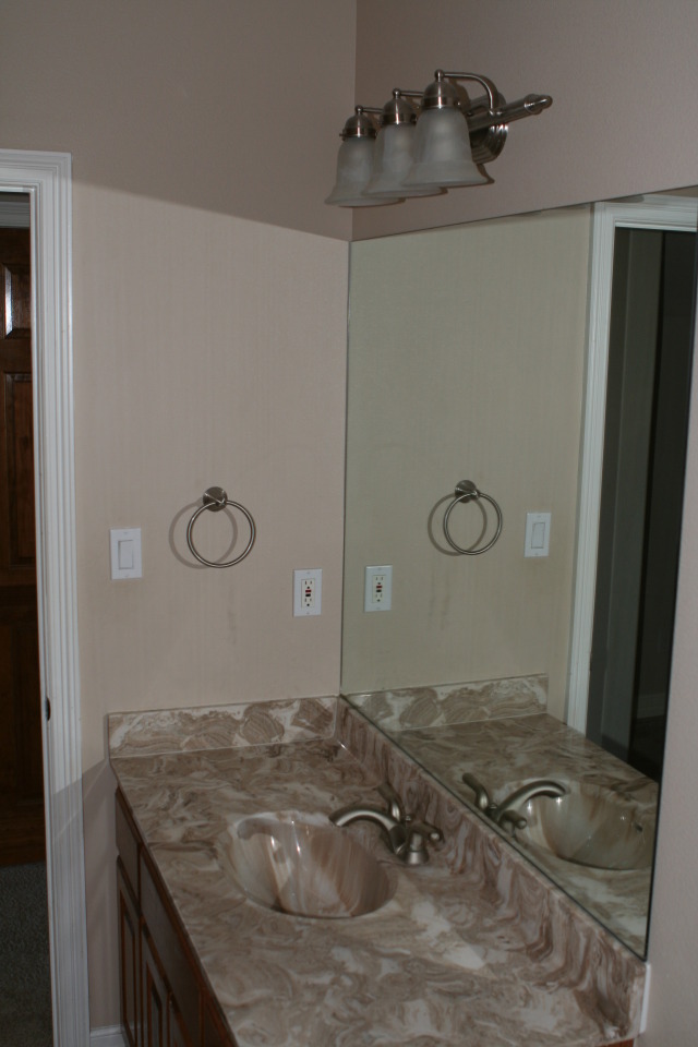 2010/06(June)/New-House/328-New-House/640x480_2010-06-28-New-House-013.JPG