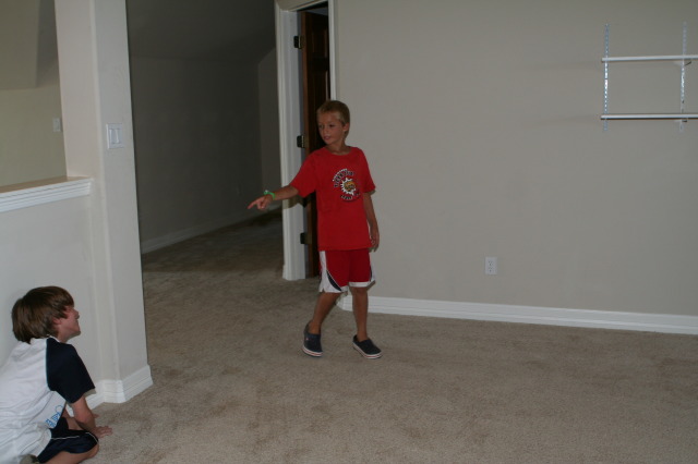 2010/06(June)/New-House/328-New-House/640x480_2010-06-28-New-House-029-Chance-JC.JPG
