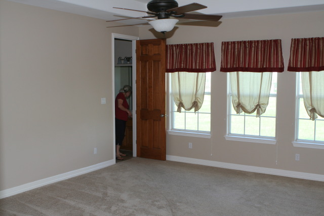 2010/06(June)/New-House/328-New-House/640x480_2010-06-28-New-House-063.JPG