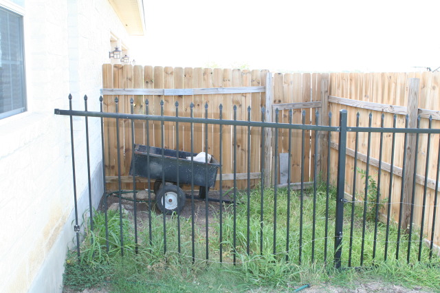 2010/06(June)/New-House/328-New-House/640x480_2010-06-28-New-House-080.JPG