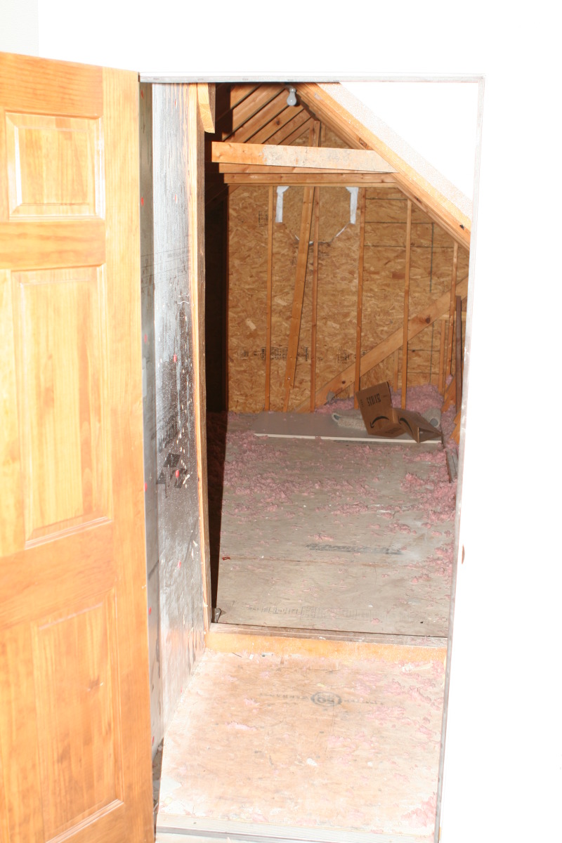 2010/06(June)/New-House/328-New-House/800x600_2010-06-28-New-House-002.JPG