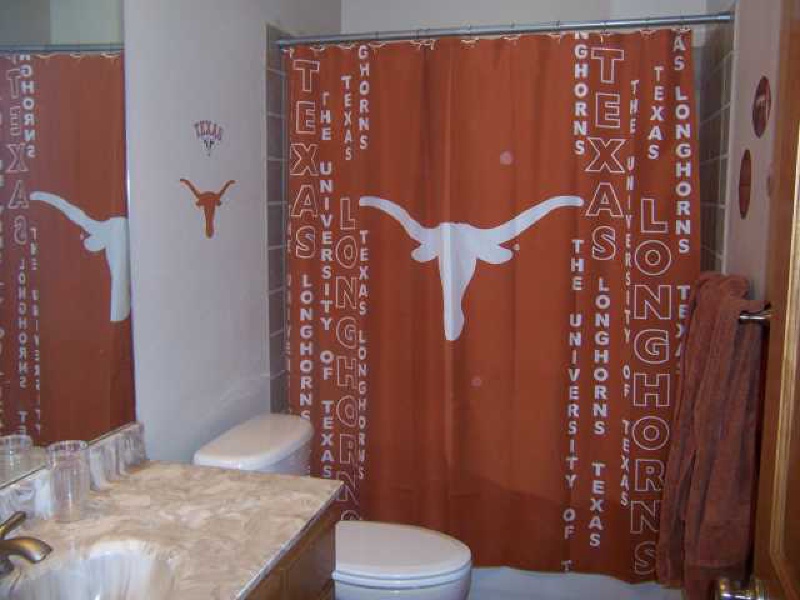 2010/06(June)/New-House/800x600_Upstairs-Bathroom.jpg