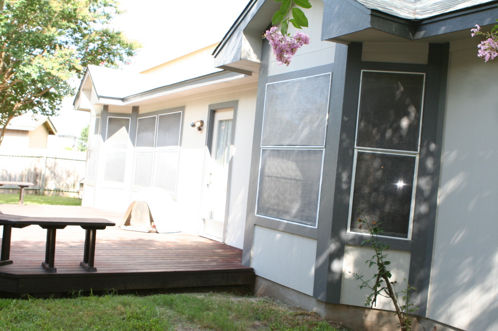 2010/06(June)/Old-House/903-Valley-Glen-Cove/1024x768_2010-06-28-903-Valley-Glen-Cv-029.JPG