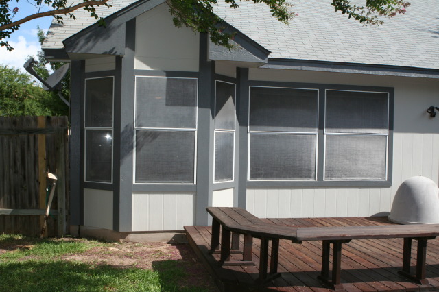 2010/06(June)/Old-House/903-Valley-Glen-Cove/640x480_2010-06-28-903-Valley-Glen-Cv-024.JPG