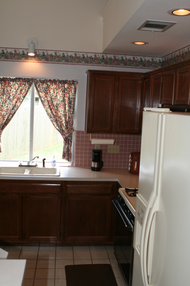 2010/06(June)/Old-House/903-Valley-Glen-Cove/640x480_2010-06-28-903-Valley-Glen-Cv-070.JPG
