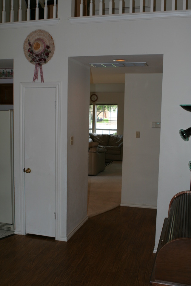 2010/06(June)/Old-House/903-Valley-Glen-Cove/640x480_2010-06-28-903-Valley-Glen-Cv-086.JPG