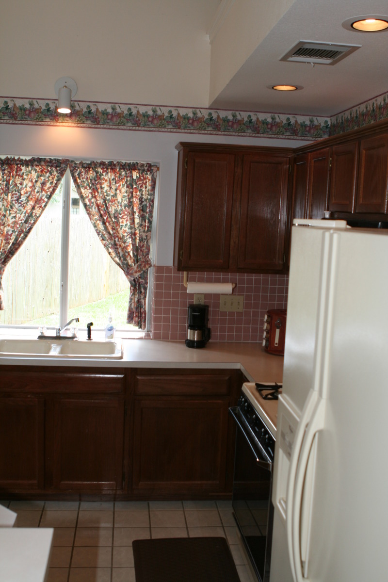 2010/06(June)/Old-House/903-Valley-Glen-Cove/800x600_2010-06-28-903-Valley-Glen-Cv-070.JPG