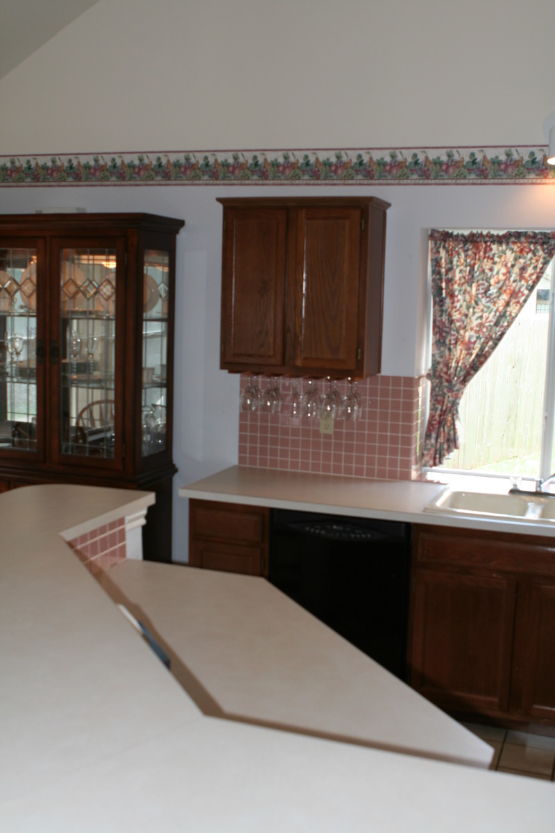 2010/06(June)/Old-House/903-Valley-Glen-Cove/800x600_2010-06-28-903-Valley-Glen-Cv-071.JPG