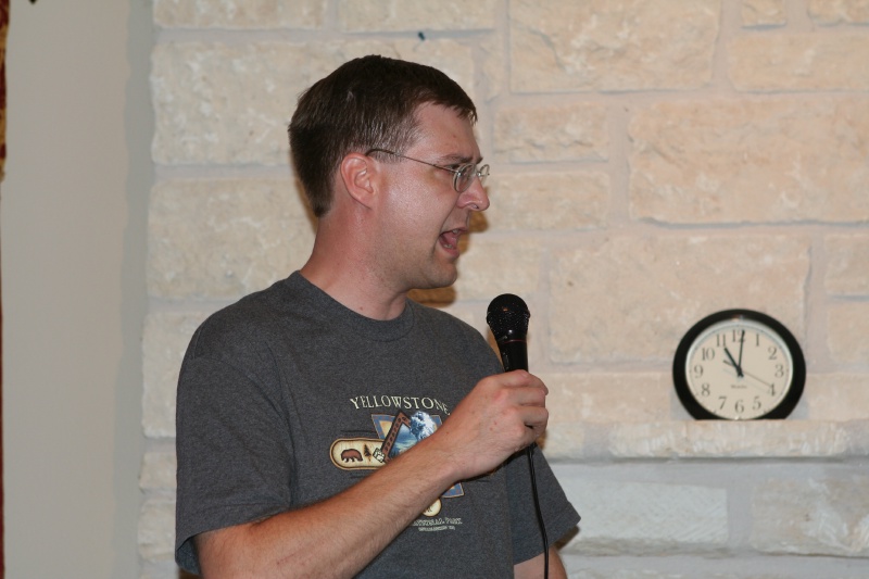 2010/07(July)/HouseWarming/800x600_2010-07-18-House-Warming-08-Steve.JPG