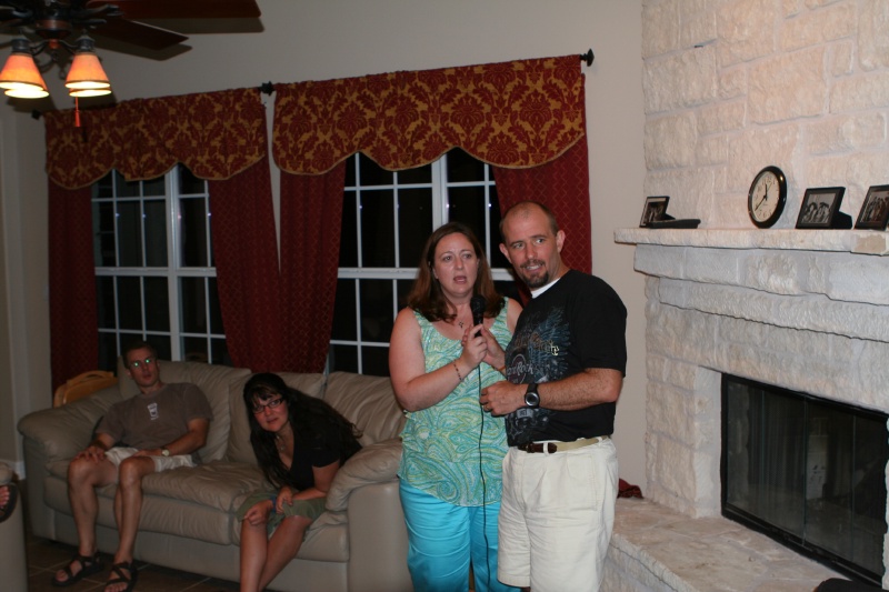 2010/07(July)/HouseWarming/800x600_2010-07-18-House-Warming-23-Marci-Ren.JPG