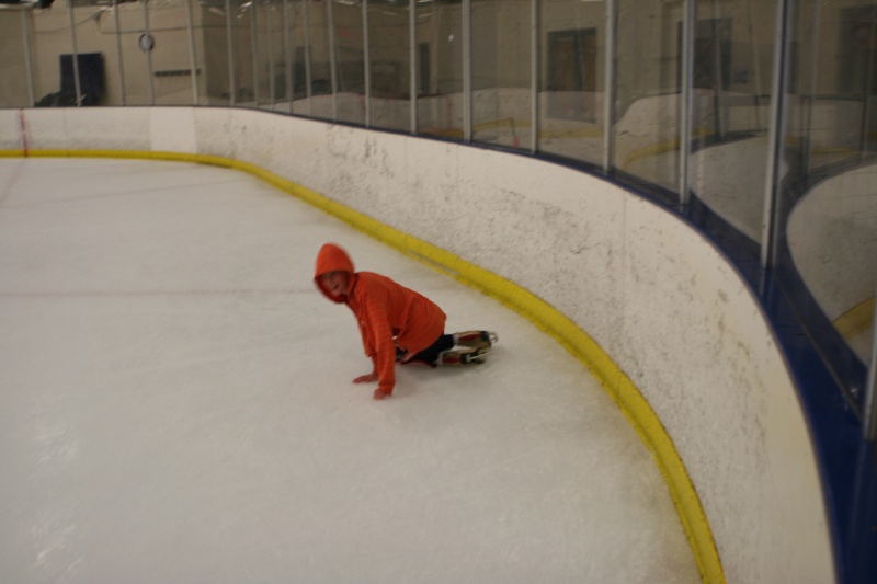 2010/07(July)/Ice-Skating/800x600_2010-07-09-Ice-Skating-10-Chance.JPG