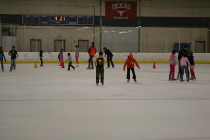 2010-07-09-Ice-Skating-01-Chance-Dax.JPG