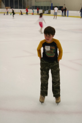 2010-07-09-Ice-Skating-21-Dax.JPG