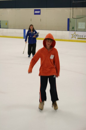 2010-07-09-Ice-Skating-26-Chance.JPG