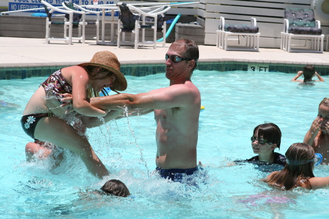 2010-07-05-Port-Aransas-090-Travis-Chance-Dax-pool-wrestling-kids-GOOD.JPG