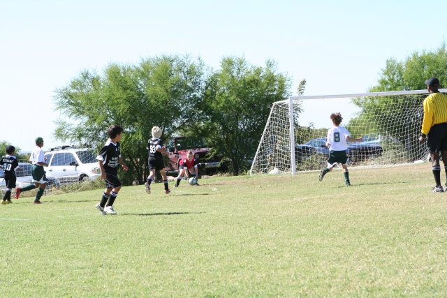 2010/10(October)/Chance-Soccer-The-Crew/640x480_2010-10-30-The-Crew-Soccer-12-Chance.JPG
