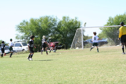 2010-10-30-The-Crew-Soccer-12-Chance.JPG