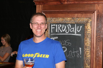 2010-10-31-Travis-Flying-Saucer-Plate-Party-14.JPG