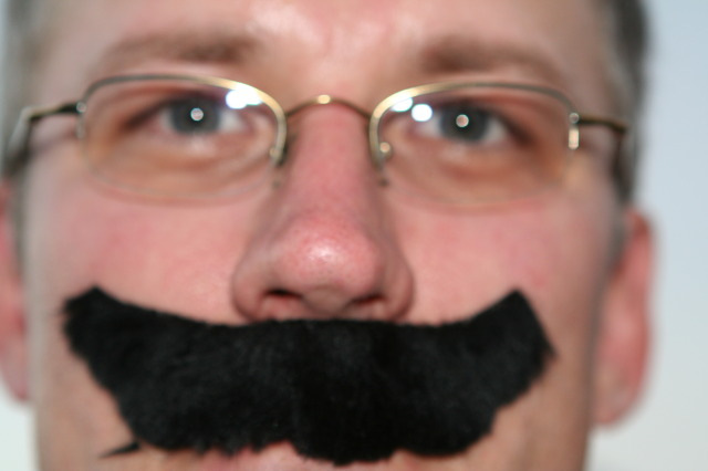 2010/10(October)/Halloween/640x480_2010-10-31-Halloween-21-Travis.JPG