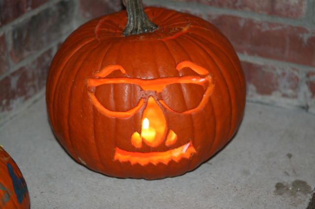 2010/10(October)/Halloween/640x480_2010-10-31-Halloween-30-pumpkin.JPG