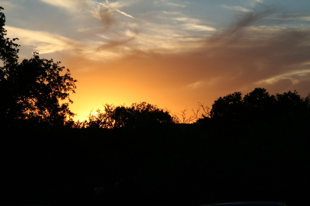 2010/10(October)/Pack409-Inks-Lake/1024x768_2010-10-15-Pack409-Inks-Lake-06-Sunset.JPG