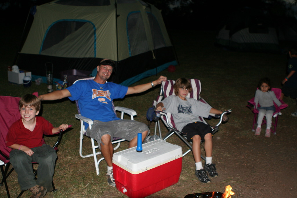2010/10(October)/Pack409-Inks-Lake/1024x768_2010-10-15-Pack409-Inks-Lake-23.JPG