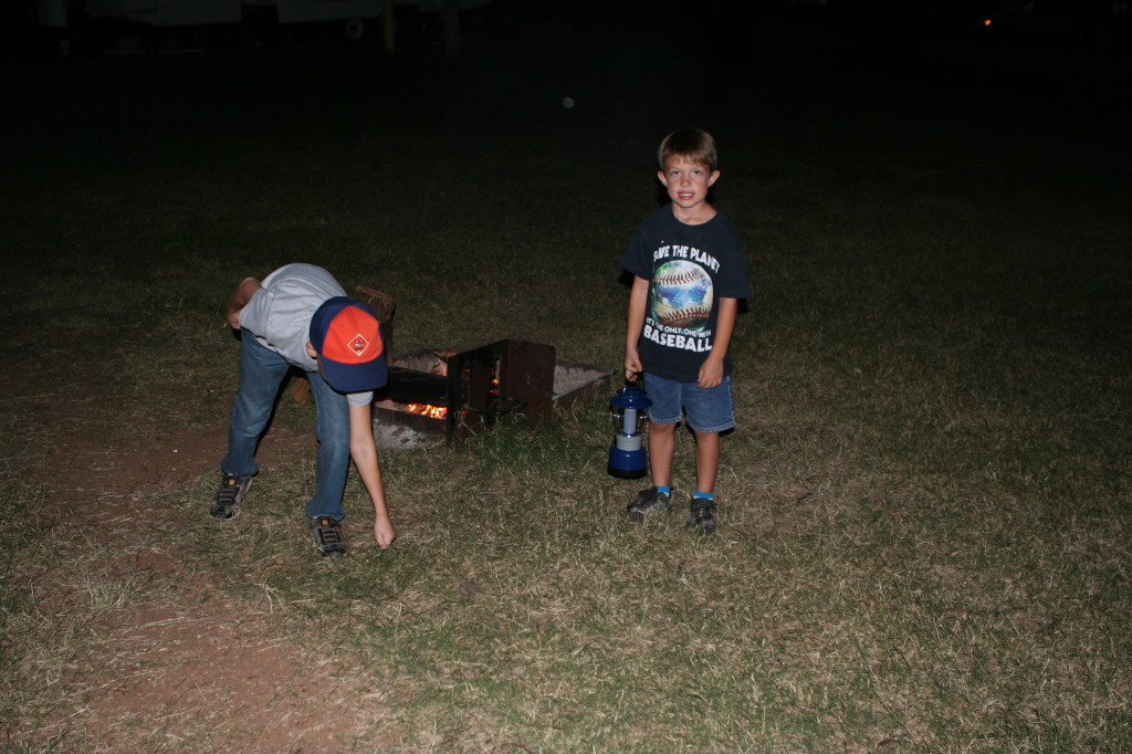 2010/10(October)/Pack409-Inks-Lake/1024x768_2010-10-15-Pack409-Inks-Lake-27.JPG