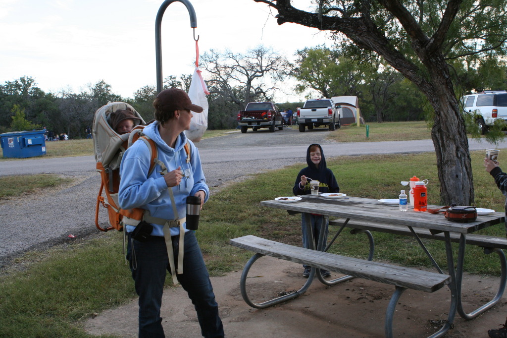 2010/10(October)/Pack409-Inks-Lake/1024x768_2010-10-16-Pack409-Inks-Lake-001-Shea.JPG