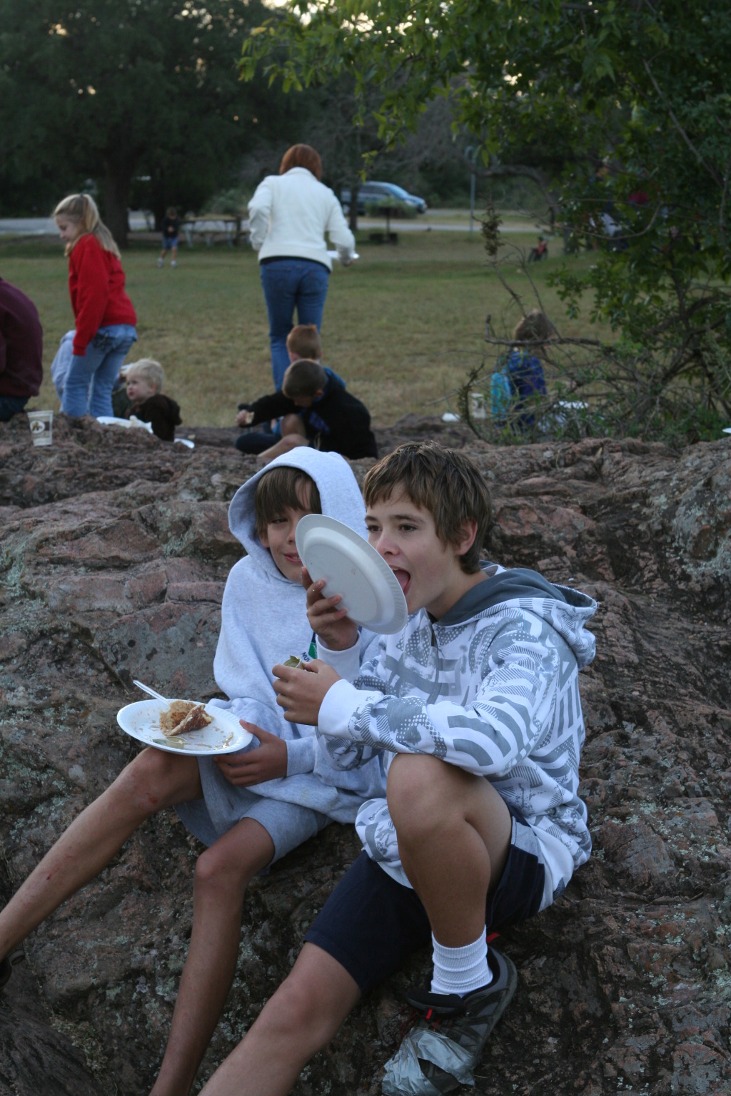 2010/10(October)/Pack409-Inks-Lake/1024x768_2010-10-16-Pack409-Inks-Lake-015.JPG