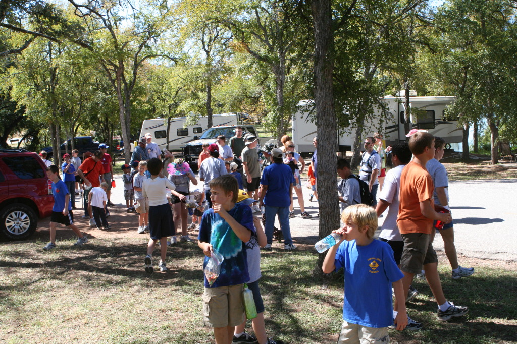2010/10(October)/Pack409-Inks-Lake/1024x768_2010-10-16-Pack409-Inks-Lake-074.JPG