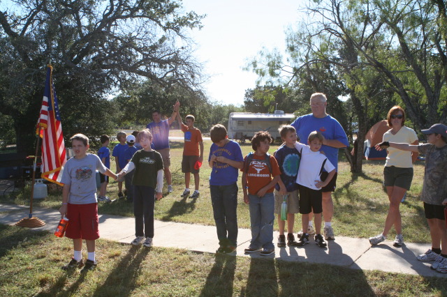 2010/10(October)/Pack409-Inks-Lake/640x480_2010-10-16-Pack409-Inks-Lake-020.JPG